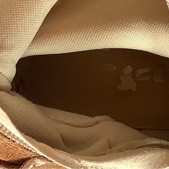 Suede wedge heel boot faux fur top size 7 - Picture 10 of 10